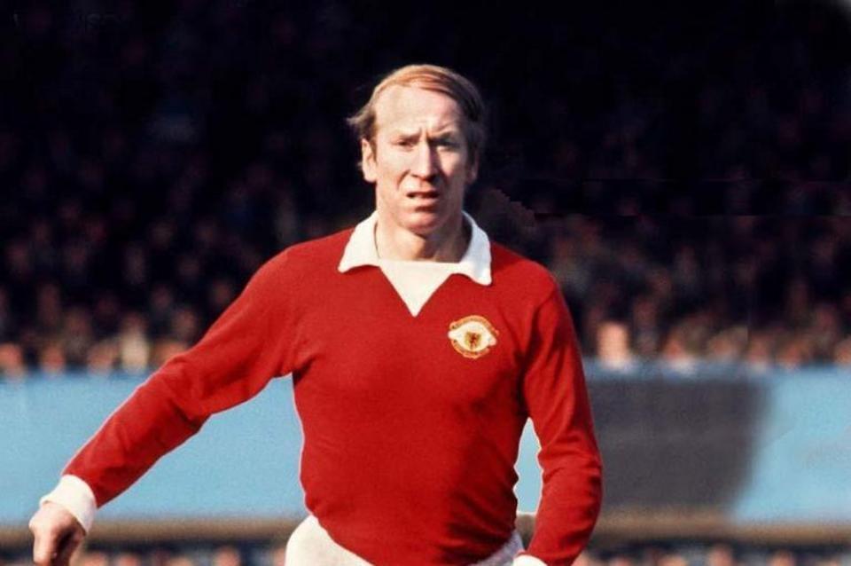 Tiền vệ hay nhất mọi thời đại Bobby Charlton