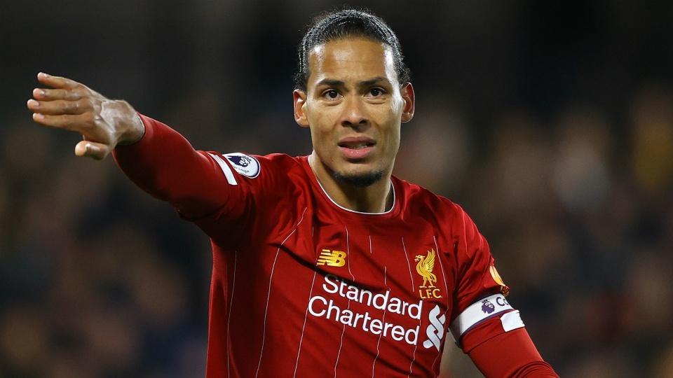 Virgil van Dijk xứng đáng góp mặt trong đội hình mạnh nhất thế giới