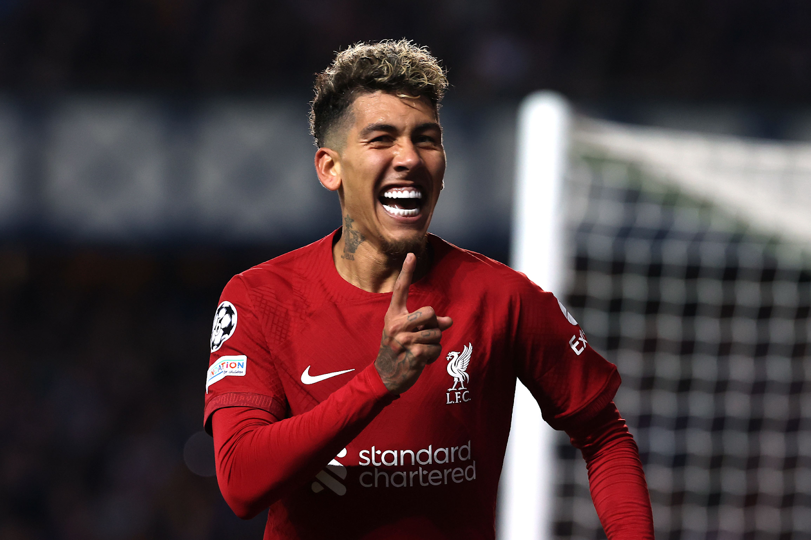 Giới thiệu qua về chàng cầu thủ Roberto Firmino