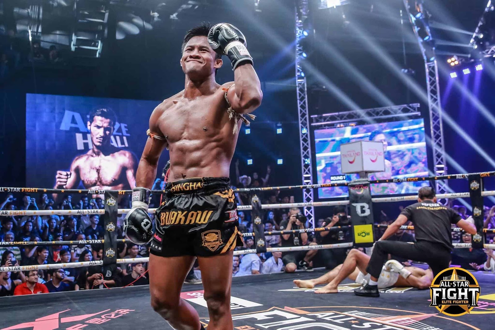 Cá cược quyền Thái MAX Muay Thai